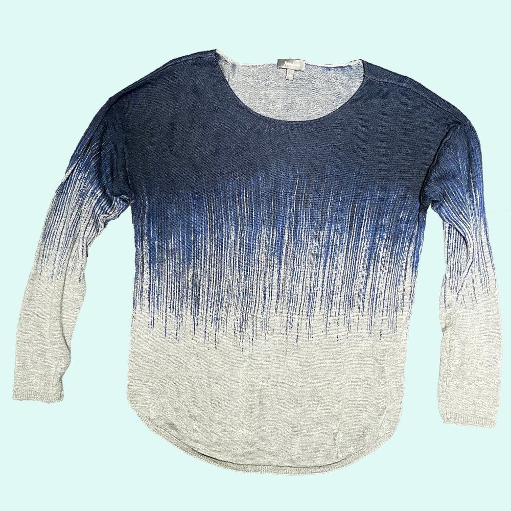 Neiman Marcus lightweight sweater size L